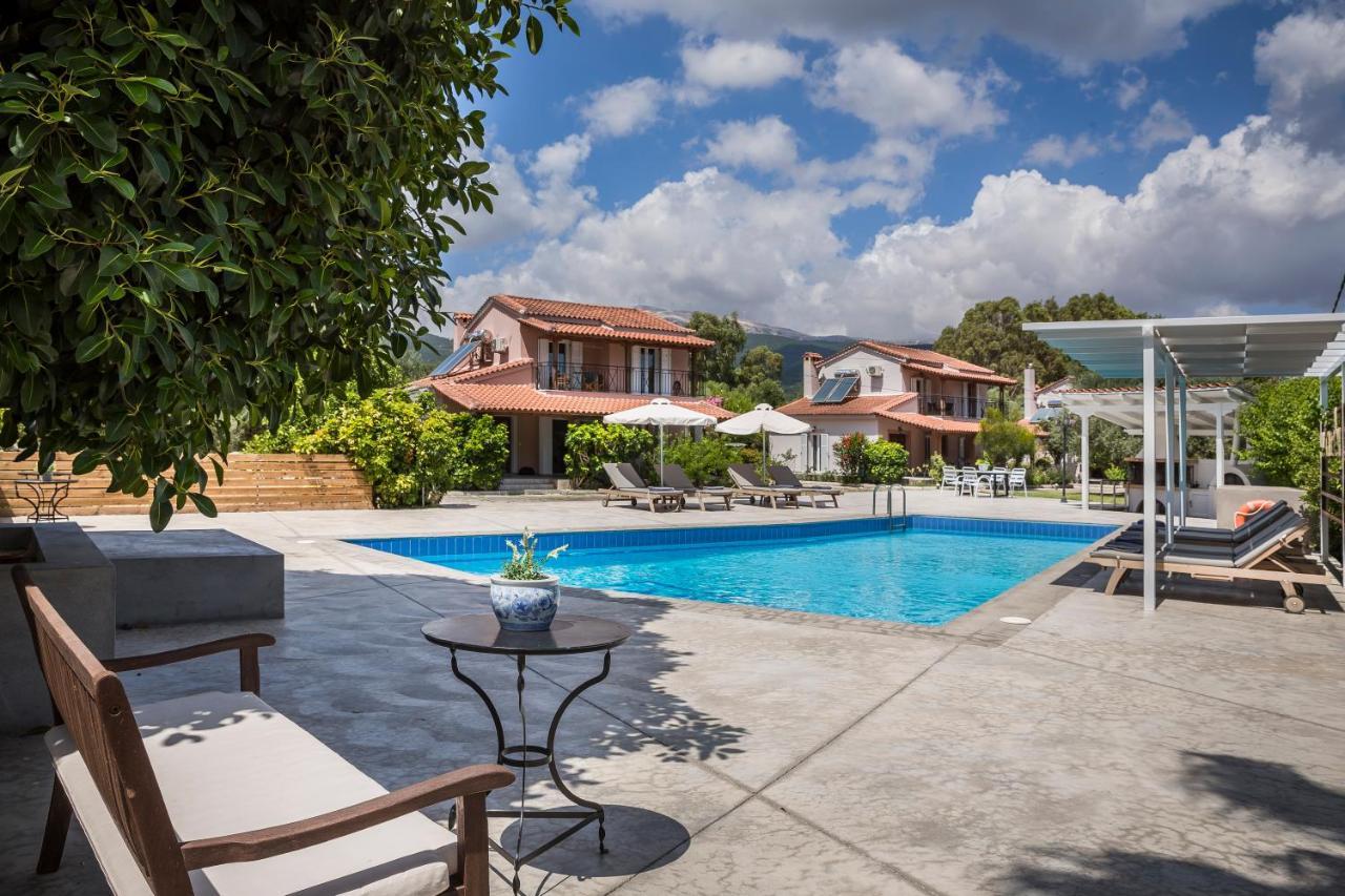 Emily Villas Sami  Exterior foto